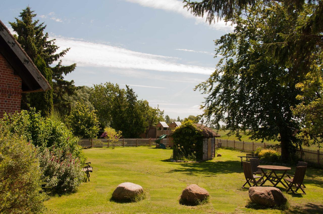 Landhaus Am Deich Middelhagen Eksteriør billede